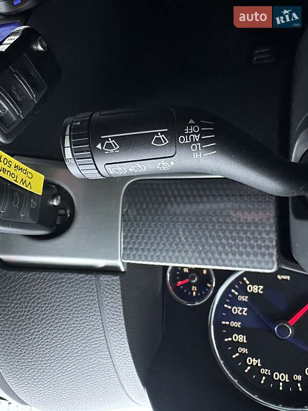 Внедорожник / Кроссовер Volkswagen Touareg 2008 в Белогородке