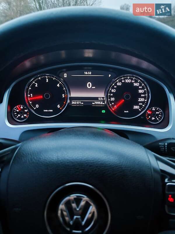 Внедорожник / Кроссовер Volkswagen Touareg 2012 в Ковеле фото 6 Внедорожник / Кроссовер Volkswagen Touareg 2012 в Ковеле
