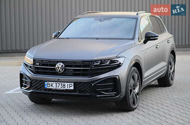 Позашляховик / Кросовер Volkswagen Touareg 2024 в Рівному