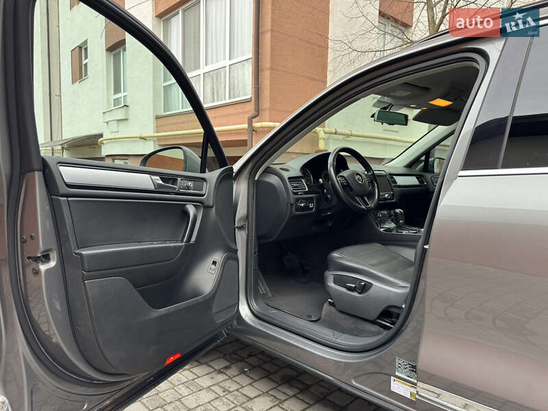 Позашляховик / Кросовер Volkswagen Touareg 2011 в Івано-Франківську фото 17 Позашляховик / Кросовер Volkswagen Touareg 2011 в Івано-Франківську