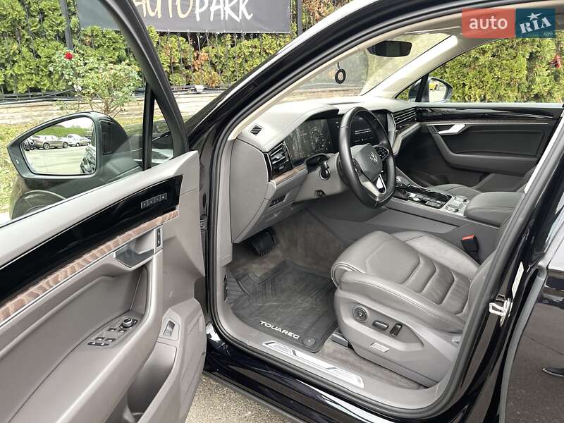 Внедорожник / Кроссовер Volkswagen Touareg 2020 в Киеве фото 10 Внедорожник / Кроссовер Volkswagen Touareg 2020 в Киеве