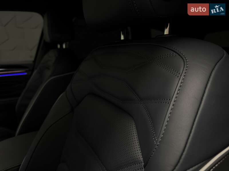 Внедорожник / Кроссовер Volkswagen Touareg 2024 в Тернополе