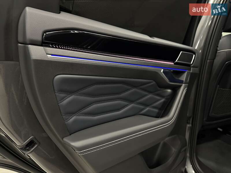 Внедорожник / Кроссовер Volkswagen Touareg 2024 в Тернополе