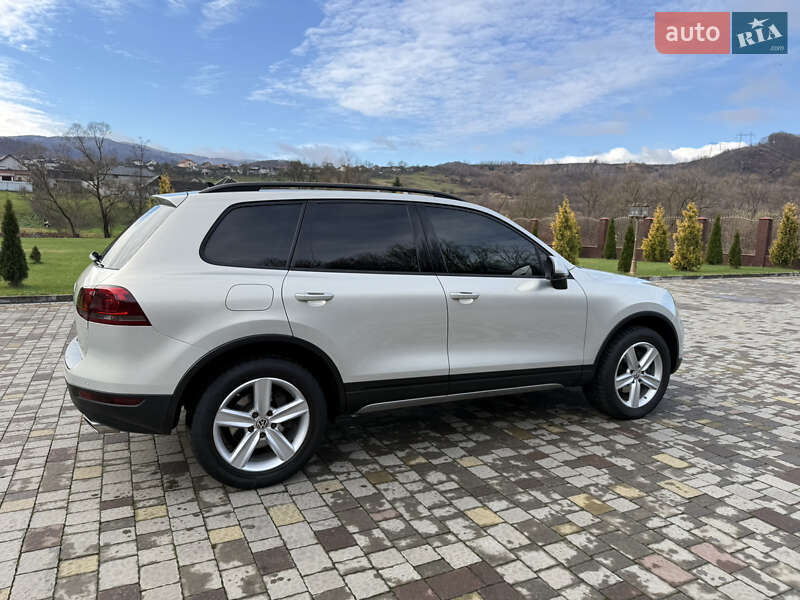 Внедорожник / Кроссовер Volkswagen Touareg 2012 в Сваляве фото 5 Внедорожник / Кроссовер Volkswagen Touareg 2012 в Сваляве