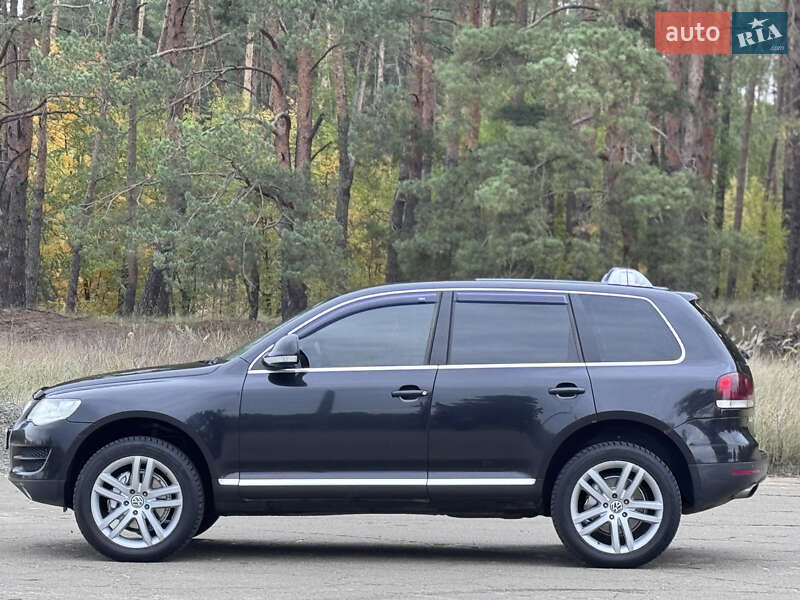 Позашляховик / Кросовер Volkswagen Touareg 2007 в Києві