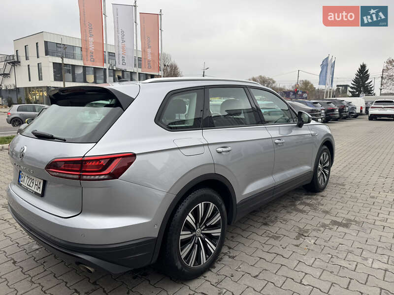 Внедорожник / Кроссовер Volkswagen Touareg 2019 в Хмельницком фото 10 Внедорожник / Кроссовер Volkswagen Touareg 2019 в Хмельницком