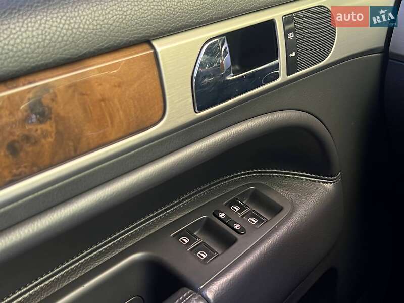Внедорожник / Кроссовер Volkswagen Touareg 2008 в Киеве фото 22 Внедорожник / Кроссовер Volkswagen Touareg 2008 в Киеве