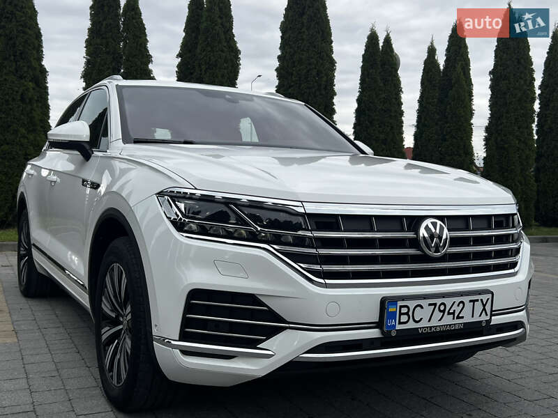 Внедорожник / Кроссовер Volkswagen Touareg 2018 в Львове фото Внедорожник / Кроссовер Volkswagen Touareg 2018 в Львове