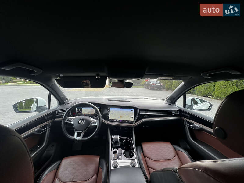 Внедорожник / Кроссовер Volkswagen Touareg 2018 в Львове фото 35 Внедорожник / Кроссовер Volkswagen Touareg 2018 в Львове