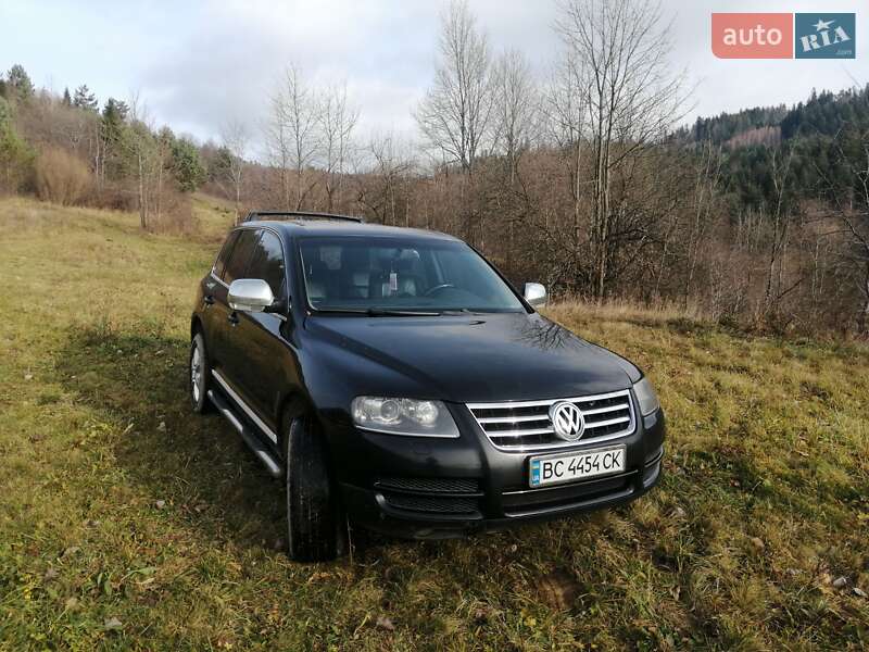 Внедорожник / Кроссовер Volkswagen Touareg 2005 в Львове