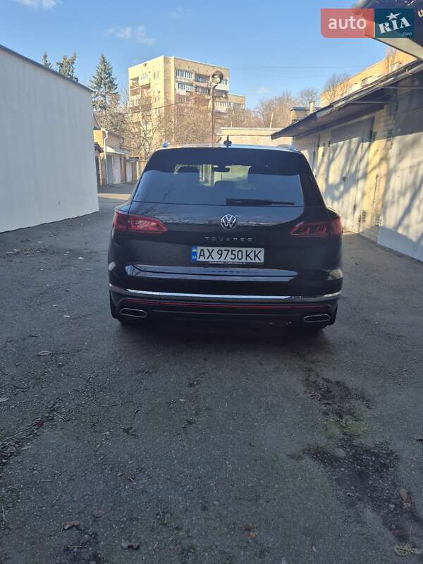 Внедорожник / Кроссовер Volkswagen Touareg 2023 в Киеве