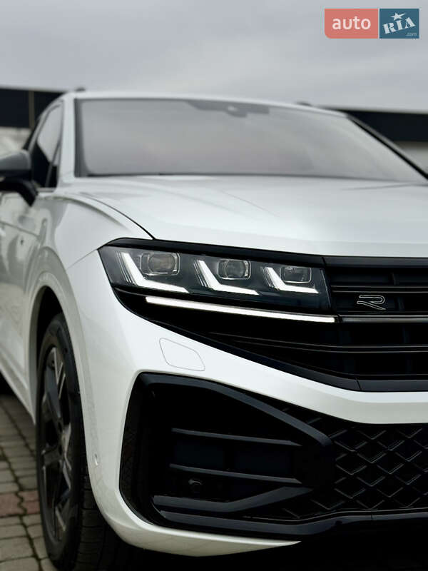 Внедорожник / Кроссовер Volkswagen Touareg 2024 в Иршаве