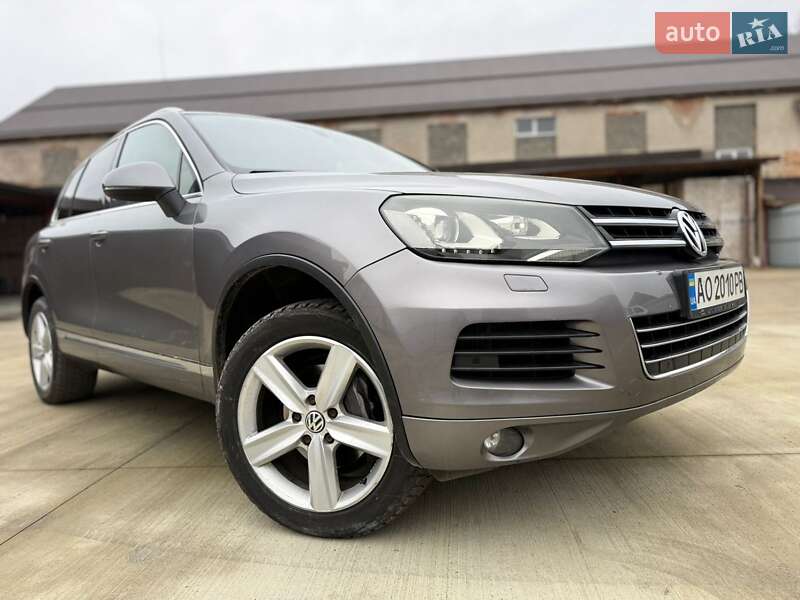 Позашляховик / Кросовер Volkswagen Touareg 2012 в Хусті фото 10 Позашляховик / Кросовер Volkswagen Touareg 2012 в Хусті