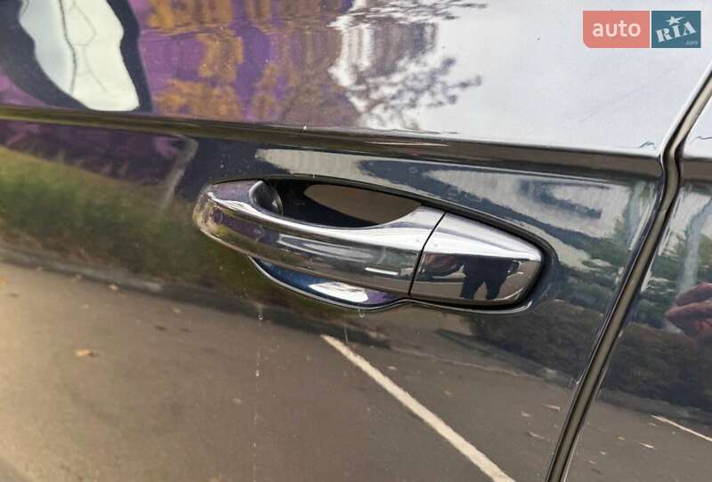 Внедорожник / Кроссовер Volkswagen Touareg 2023 в Киеве