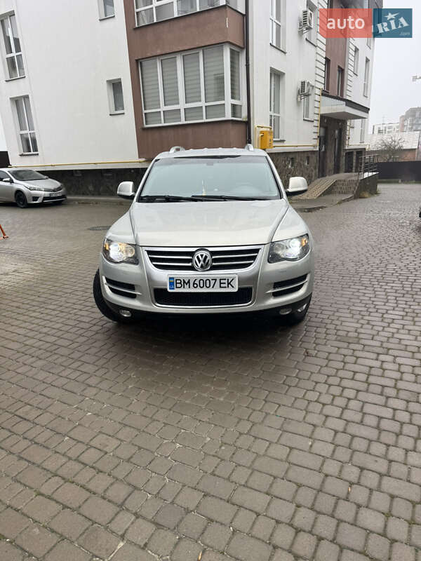 Внедорожник / Кроссовер Volkswagen Touareg 2009 в Львове