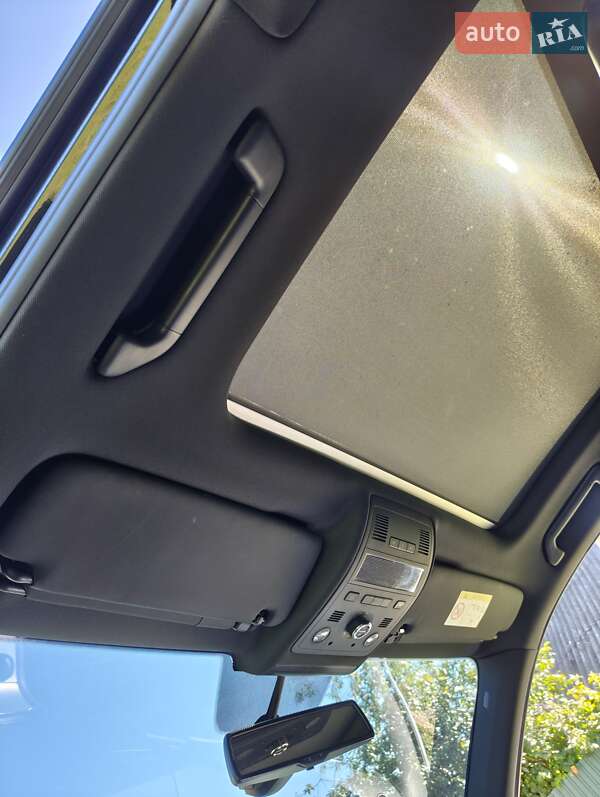 Внедорожник / Кроссовер Volkswagen Touareg 2015 в Ахтырке