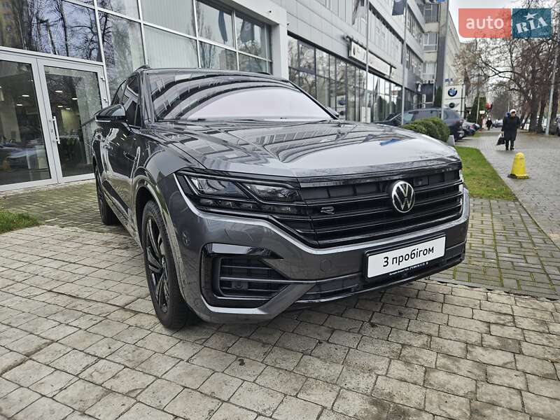 Внедорожник / Кроссовер Volkswagen Touareg 2023 в Киеве