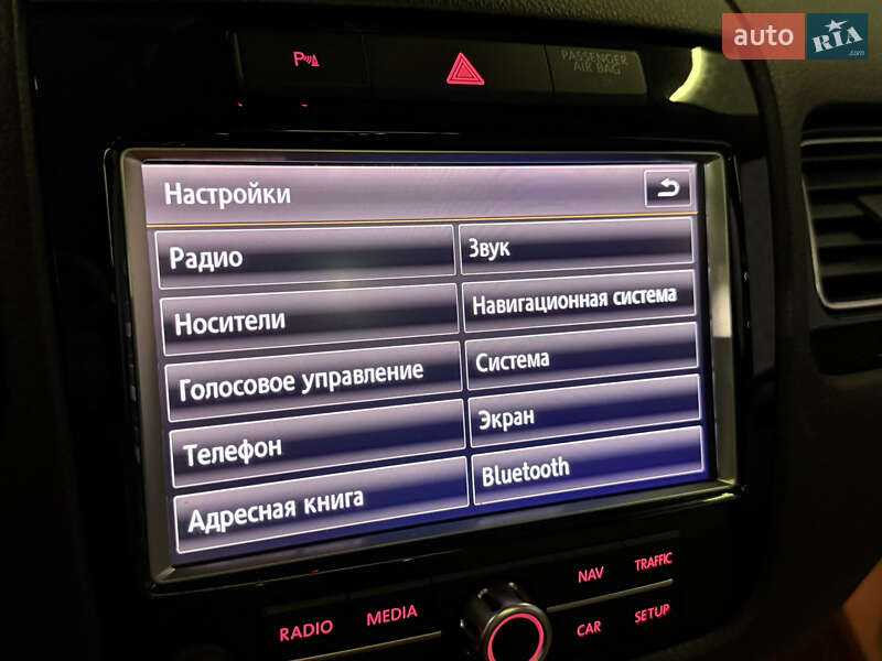 Внедорожник / Кроссовер Volkswagen Touareg 2014 в Одессе