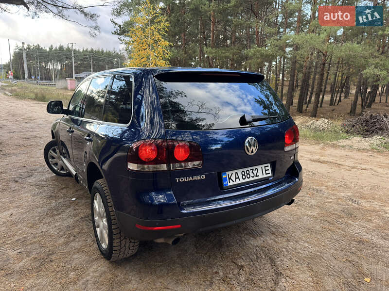 Внедорожник / Кроссовер Volkswagen Touareg 2007 в Киеве