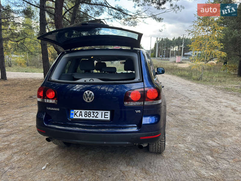 Внедорожник / Кроссовер Volkswagen Touareg 2007 в Киеве