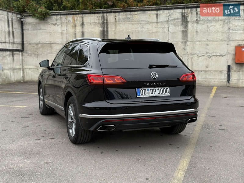 Внедорожник / Кроссовер Volkswagen Touareg 2021 в Ровно