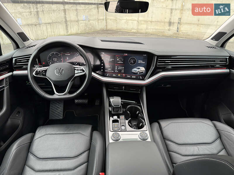 Внедорожник / Кроссовер Volkswagen Touareg 2021 в Ровно