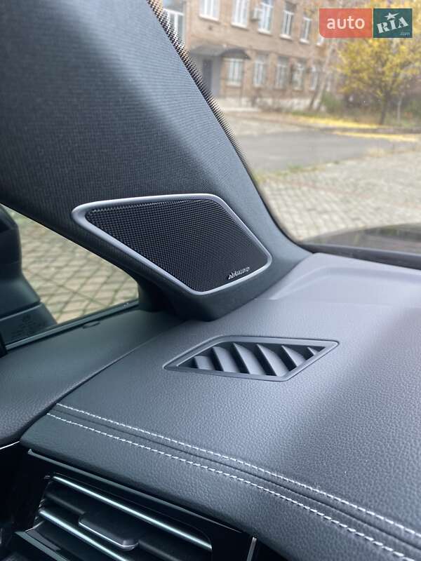 Внедорожник / Кроссовер Volkswagen Touareg 2018 в Кривом Роге