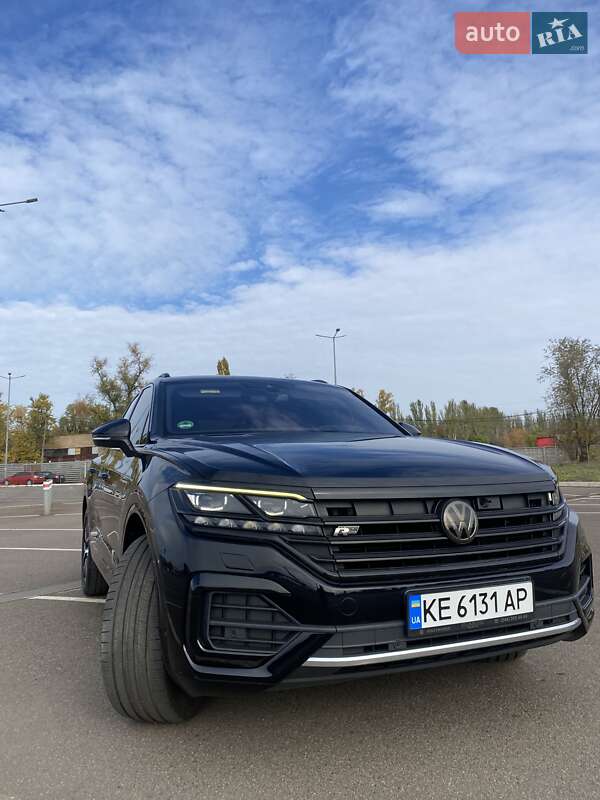 Внедорожник / Кроссовер Volkswagen Touareg 2018 в Кривом Роге