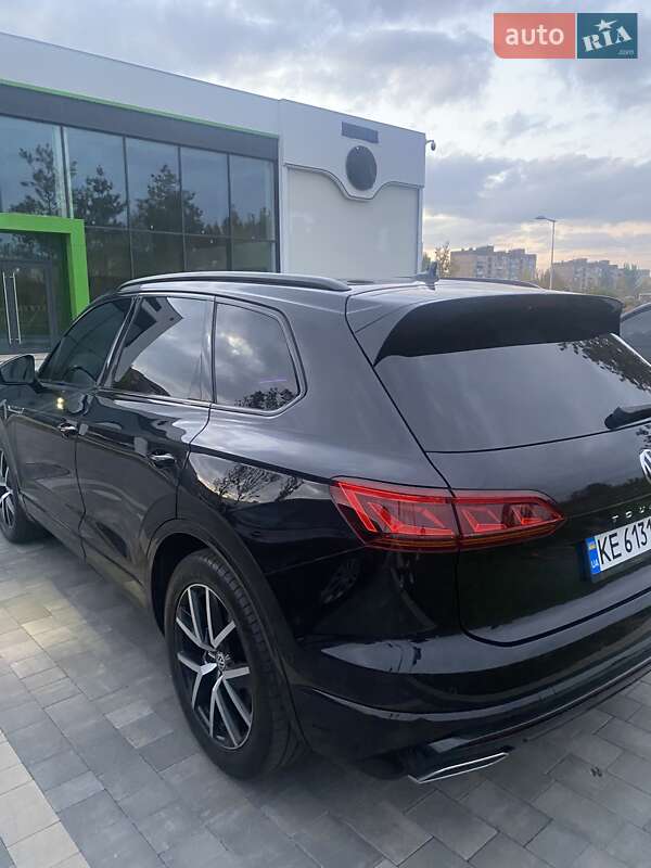 Внедорожник / Кроссовер Volkswagen Touareg 2018 в Кривом Роге