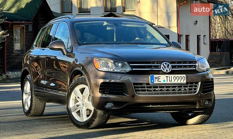 Внедорожник / Кроссовер Volkswagen Touareg 2012 в Трускавце