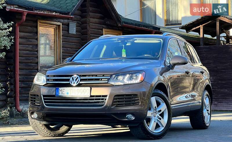 Внедорожник / Кроссовер Volkswagen Touareg 2012 в Трускавце