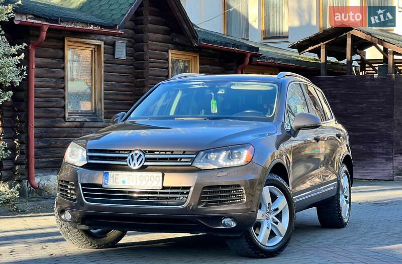 Внедорожник / Кроссовер Volkswagen Touareg 2012 в Трускавце