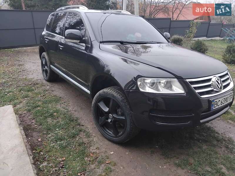 Внедорожник / Кроссовер Volkswagen Touareg 2006 в Добромиле