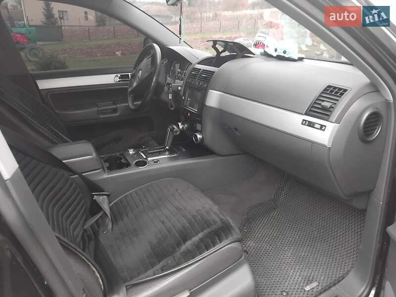 Внедорожник / Кроссовер Volkswagen Touareg 2006 в Добромиле