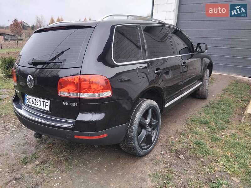 Внедорожник / Кроссовер Volkswagen Touareg 2006 в Добромиле