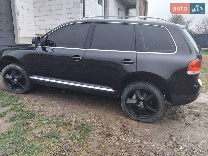 Внедорожник / Кроссовер Volkswagen Touareg 2006 в Добромиле