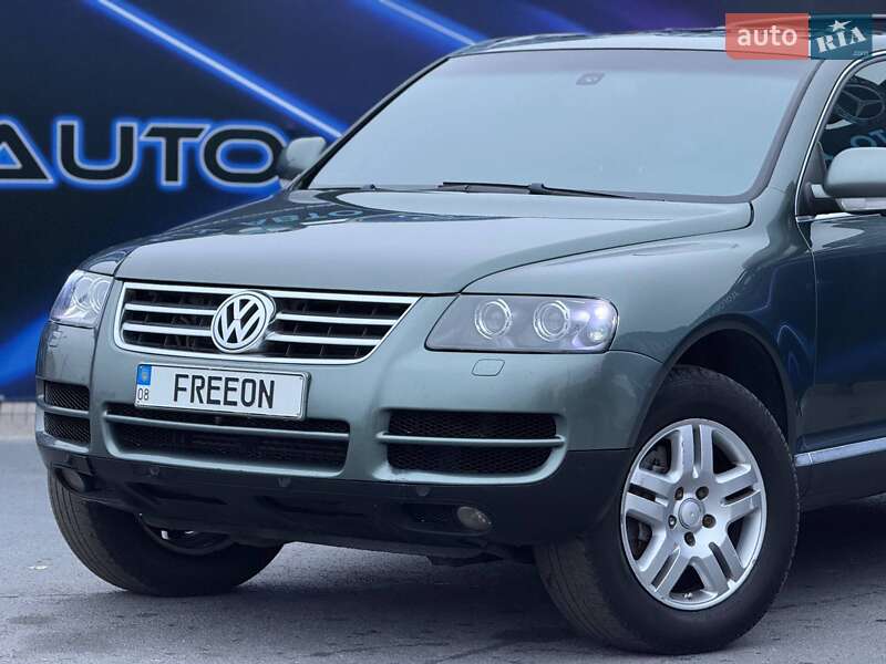 Внедорожник / Кроссовер Volkswagen Touareg 2003 в Запорожье