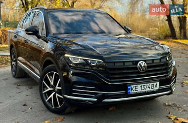 Позашляховик / Кросовер Volkswagen Touareg 2021 в Дніпрі