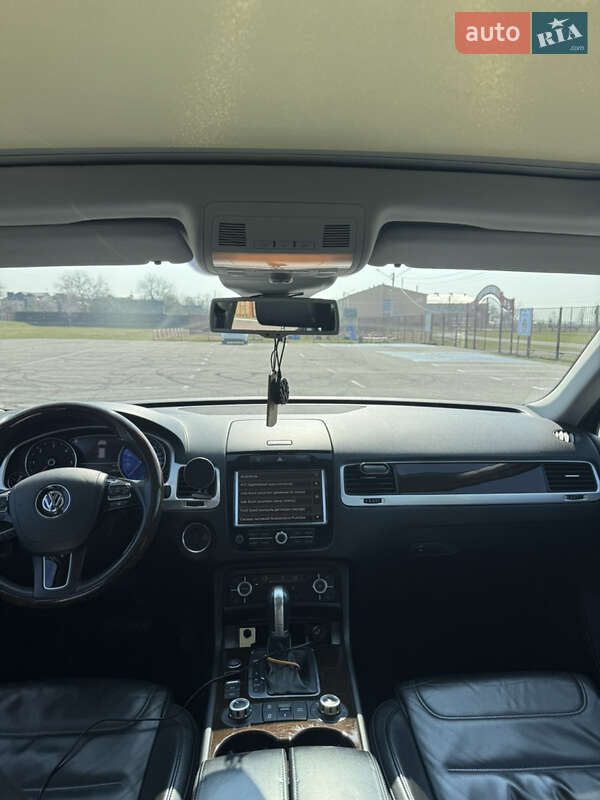 Внедорожник / Кроссовер Volkswagen Touareg 2014 в Луцке фото 12 Внедорожник / Кроссовер Volkswagen Touareg 2014 в Луцке