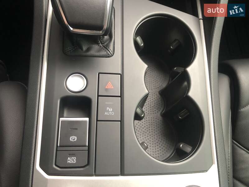 Позашляховик / Кросовер Volkswagen Touareg 2021 в Києві фото 24 Позашляховик / Кросовер Volkswagen Touareg 2021 в Києві