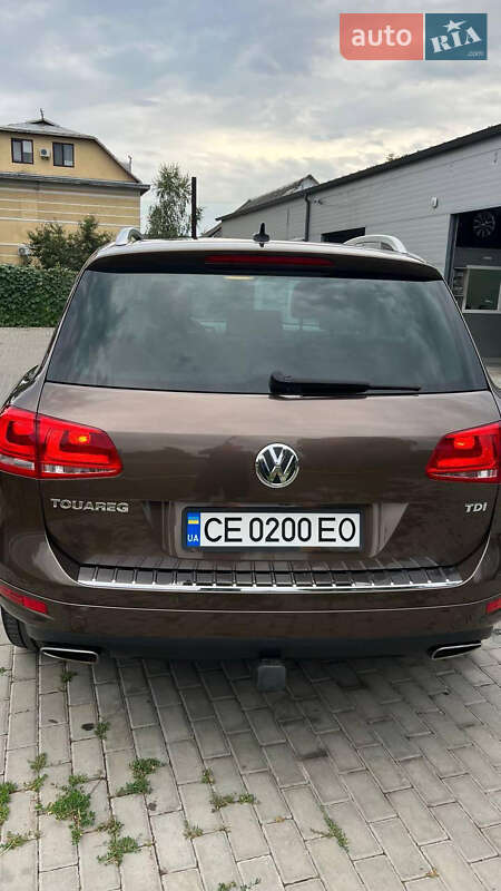 Позашляховик / Кросовер Volkswagen Touareg 2010 в Новоселиці