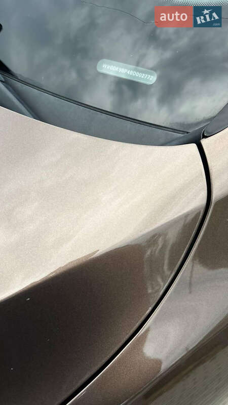 Позашляховик / Кросовер Volkswagen Touareg 2010 в Новоселиці