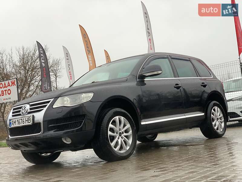 Внедорожник / Кроссовер Volkswagen Touareg 2007 в Бердичеве