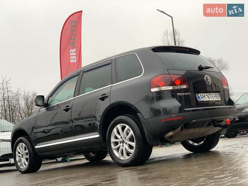 Внедорожник / Кроссовер Volkswagen Touareg 2007 в Бердичеве