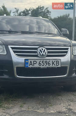 Позашляховик / Кросовер Volkswagen Touareg 2010 в Шепетівці