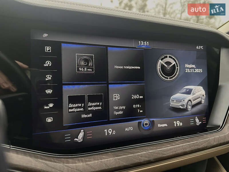 Внедорожник / Кроссовер Volkswagen Touareg 2020 в Киеве