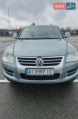 Внедорожник / Кроссовер Volkswagen Touareg 2007 в Киеве