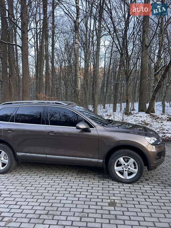 Позашляховик / Кросовер Volkswagen Touareg 2012 в Кременці фото 46 Позашляховик / Кросовер Volkswagen Touareg 2012 в Кременці
