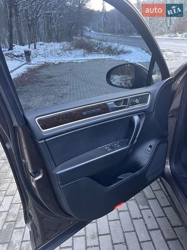 Позашляховик / Кросовер Volkswagen Touareg 2012 в Кременці фото 52 Позашляховик / Кросовер Volkswagen Touareg 2012 в Кременці