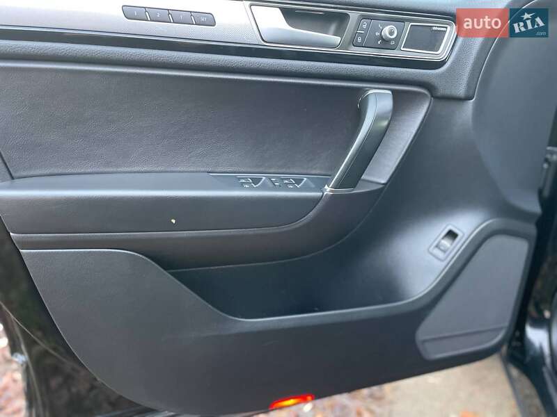 Позашляховик / Кросовер Volkswagen Touareg 2014 в Старокостянтинові фото 32 Позашляховик / Кросовер Volkswagen Touareg 2014 в Старокостянтинові